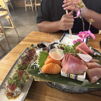 Sushi Kawa - Sakura Roll - Sushi Bars Near Me - Sacramento, California Sushi Kawa - Sakura Roll - Sushi Bars Near Me - Sacramento, California