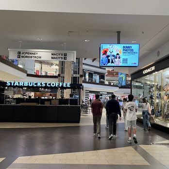 Brea Mall - Shopping Centers Near Me - Brea, California