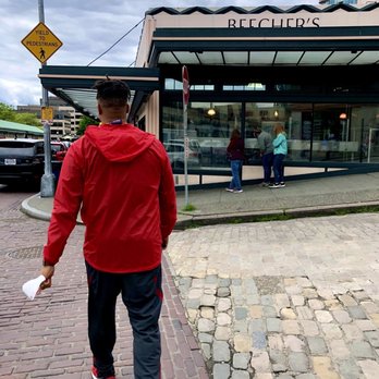 Beecher's Handmade Cheese - Cheese Shops Near Me - Seattle, Washington