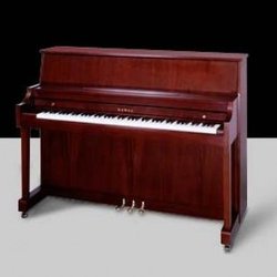 Center Stage Pianos