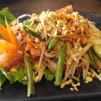 Sip Saam Thai - Papaya salad. So refreshing - Thai Near Me - Austin, Texas