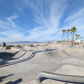 Venice Beach Boardwalk - Skate Park - Beaches Near Me - Venice, California Venice Beach Boardwalk - Skate Park - Beaches Near Me - Venice, California