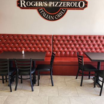 Roger's Pizzerolo - Inside - Italian Near Me - El Cajon, California