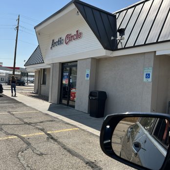 Arctic Circle - Outside entrance - Burgers Near Me - Green River, Wyoming Arctic Circle - Outside entrance - Burgers Near Me - Green River, Wyoming