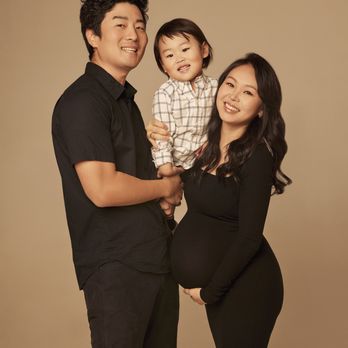 Jake Choi Photography - GROUP A 3-6 PERSONS 1 Wardrobe (1HR) - $550(All Data 200+cuts & 6 Final Detail Retouch Cuts) - Session Photography Near Me Jake Choi Photography - GROUP A 3-6 PERSONS 1 Wardrobe (1HR) - $550(All Data 200+cuts & 6 Final Detail Retouch Cuts) - Session Photography Near Me