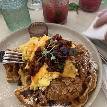 Hatch 44 Cafe - The Chicken scoop was delish ! - Cafes Near Me - Metuchen, New Jersey