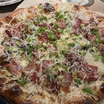 Liberty Kitchen Harbour Centre - Pierogi Pizza. - Cocktail Bars Near Me - North Vancouver, British Columbia Liberty Kitchen Harbour Centre - Pierogi Pizza. - Cocktail Bars Near Me - North Vancouver, British Columbia