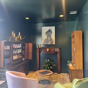 The Sage Dry Bar - Blow Dry/Out Services Near Me - San Pedro, California