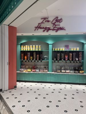 The Kartrite Resort & Indoor Waterpark by null