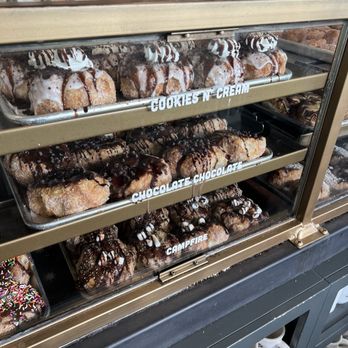 Parlor Doughnuts - Are the just donuts or more than that.... - Donuts Near Me - Oceanside, California Parlor Doughnuts - Are the just donuts or more than that.... - Donuts Near Me - Oceanside, California