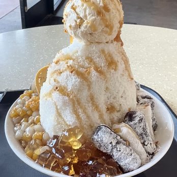 Meet Fresh - Pudding and mochi Shaved ice - Desserts Near Me - Irvine, California Meet Fresh - Pudding and mochi Shaved ice - Desserts Near Me - Irvine, California