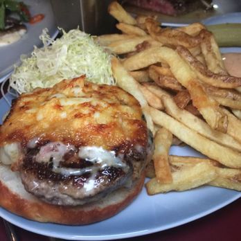 Aloette - Aloette burger - French Near Me - Toronto, Ontario Aloette - Aloette burger - French Near Me - Toronto, Ontario