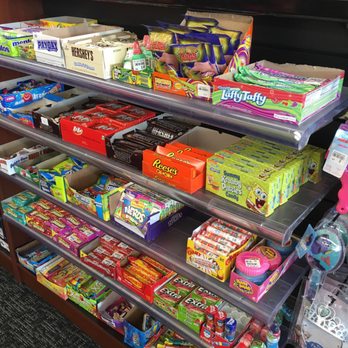 Shoe Dept Encore - Randomly they sell candy bars here too. - Shoe Stores Near Me - Niagara Falls, New York