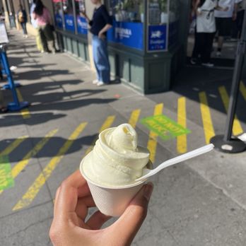 Hellenika Cultured Creamery - Lemon Curd, single scoop - Ice Cream & Frozen Yogurt Near Me - Seattle, Washington