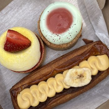 Del Sur Bakery & Cafe - Seasonal Tart (strawberry&corn) Pandan Basque Cake (w/ seasonal jam) Turon Danish - Filipino Near Me - Chicago, Illinois Del Sur Bakery & Cafe - Seasonal Tart (strawberry&corn) Pandan Basque Cake (w/ seasonal jam) Turon Danish - Filipino Near Me - Chicago, Illinois