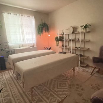 Seven Stones Healing Arts - The studio set for a Two Tables Energy Session - Reiki Near Me - Seattle, Washington Seven Stones Healing Arts - The studio set for a Two Tables Energy Session - Reiki Near Me - Seattle, Washington