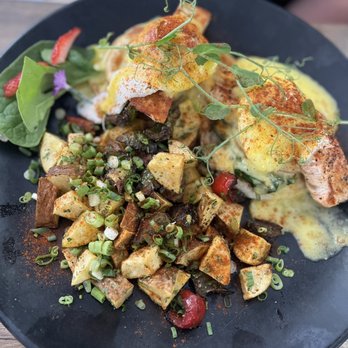 Eves Eatery - Salmon Benedict - Pizza Near Me - Carson City, Nevada Eves Eatery - Salmon Benedict - Pizza Near Me - Carson City, Nevada
