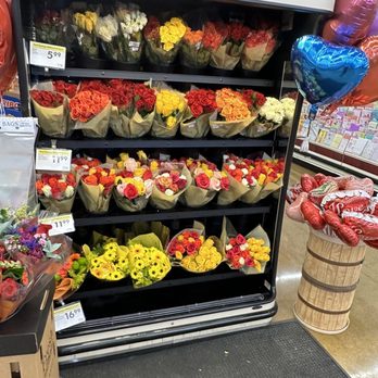 Smart & Final Extra! - Pretty - Grocery Near Me - Visalia, California