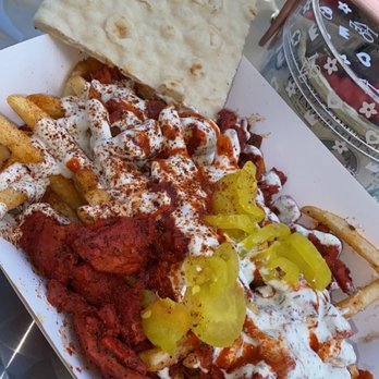 Hefty Gyros - Food Trucks Near Me