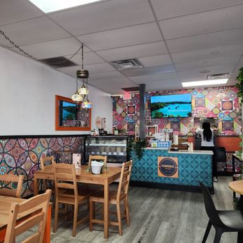 Shawarmas To Go - Sitting area - Arabic Near Me - Orlando, Florida Shawarmas To Go - Sitting area - Arabic Near Me - Orlando, Florida