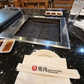 Japanese BBQ Yoshi - You cook your own meat on this grill. - Barbeque Near Me - Honolulu, Hawaii Japanese BBQ Yoshi - You cook your own meat on this grill. - Barbeque Near Me - Honolulu, Hawaii