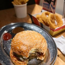 Huxtaburger - Huxtaburger and onion rings