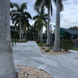 Beautiful entrance into park