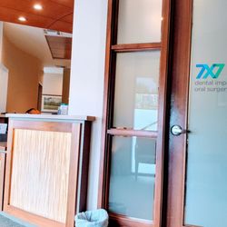 7x7 Dental Implant & Oral Surgery Specialists - Front Desk Area