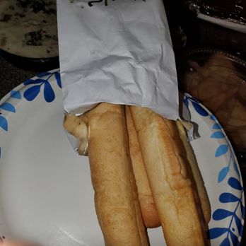 Olive Garden Italian Restaurant - Fresh Hot Bread Sticks - Italian Near Me - Matteson, Illinois Olive Garden Italian Restaurant - Fresh Hot Bread Sticks - Italian Near Me - Matteson, Illinois