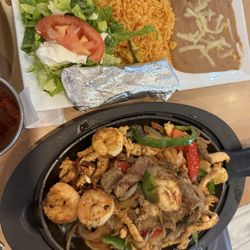 Juan’s Taqueria & Cantina - Fajitas Durango $24