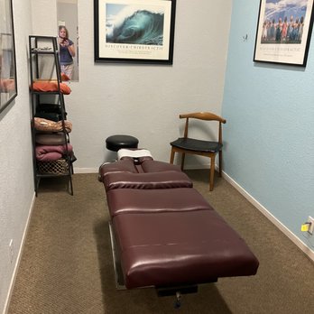 Brisbane Chiropractic - Treatment room - Acupuncture Near Me - Brisbane, California Brisbane Chiropractic - Treatment room - Acupuncture Near Me - Brisbane, California