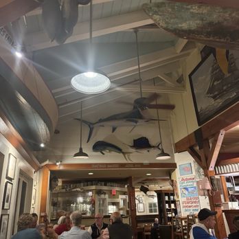 BOATYARD BAR & GRILL - Updated December 2024 - 2077 Photos & 2035