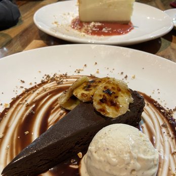 Derby Restaurant - American Near Me - Dallas, Texas