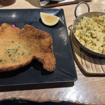 New Berlin Brewing - Pork schnitzel and spätzle - Breweries Near Me - North Canton, Ohio New Berlin Brewing - Pork schnitzel and spätzle - Breweries Near Me - North Canton, Ohio