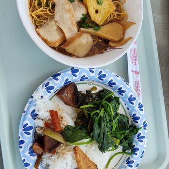 Chua Phat To - Complimentary Temple Foods - Buddhist Temples Near Me - Long Beach, California