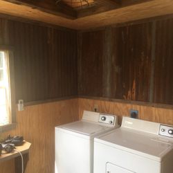 Lazy 8 RV Park - Free laundry