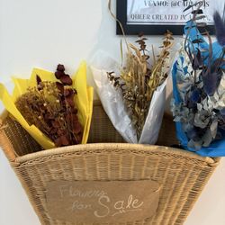 Polyphonic Coffee - Flower arrangements
