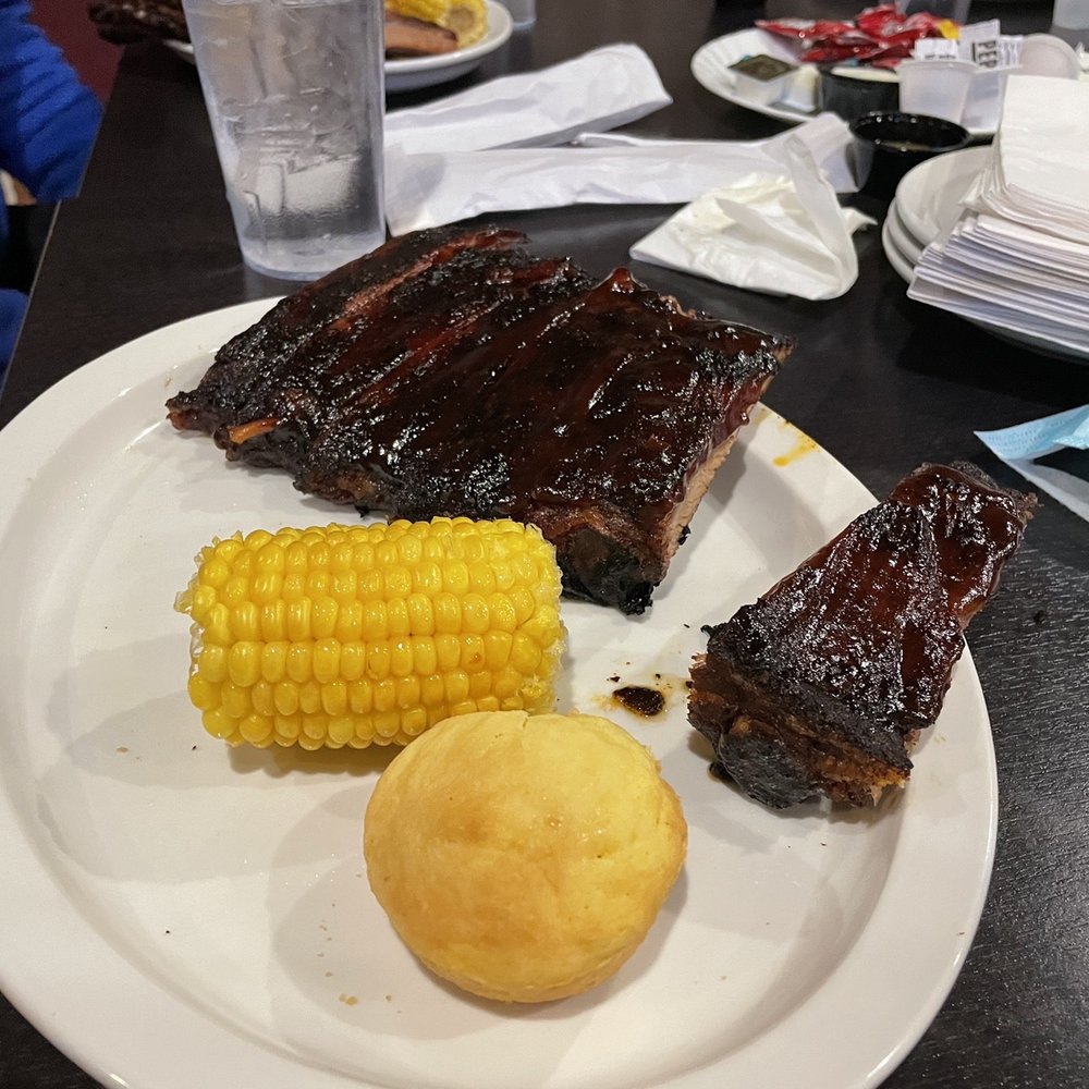 Ale House - Half rack ribs corn cob, cornbread and a dinner salad on the side for $10 - American Near Me - Sparks, Nevada