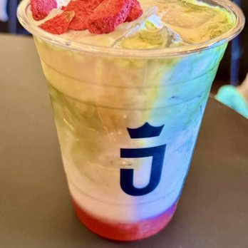 Javista Weho - Strawberry Matcha Latte - Coffee & Tea Near Me - West Hollywood, California Javista Weho - Strawberry Matcha Latte - Coffee & Tea Near Me - West Hollywood, California