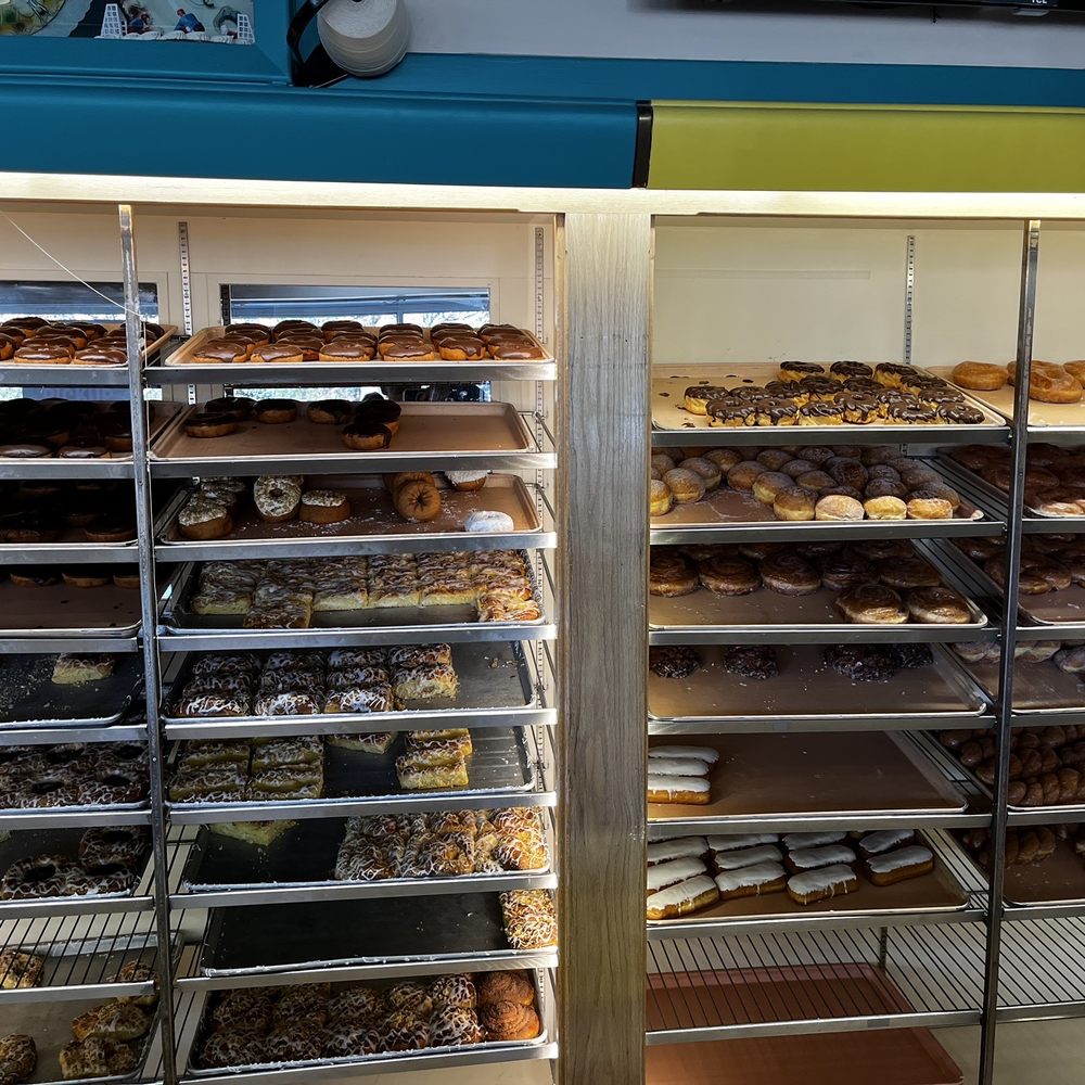 Wolf's Bakery - Donuts are great fresh make on site - Bakeries Near Me - Evergreen Park, Illinois Wolf's Bakery - Donuts are great fresh make on site - Bakeries Near Me - Evergreen Park, Illinois