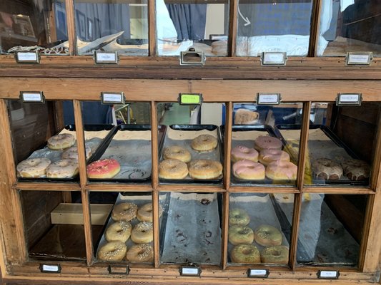 BIGMOUTH DONUT - ROCKY RIVER - Updated January 2025 - 96 Photos & 74