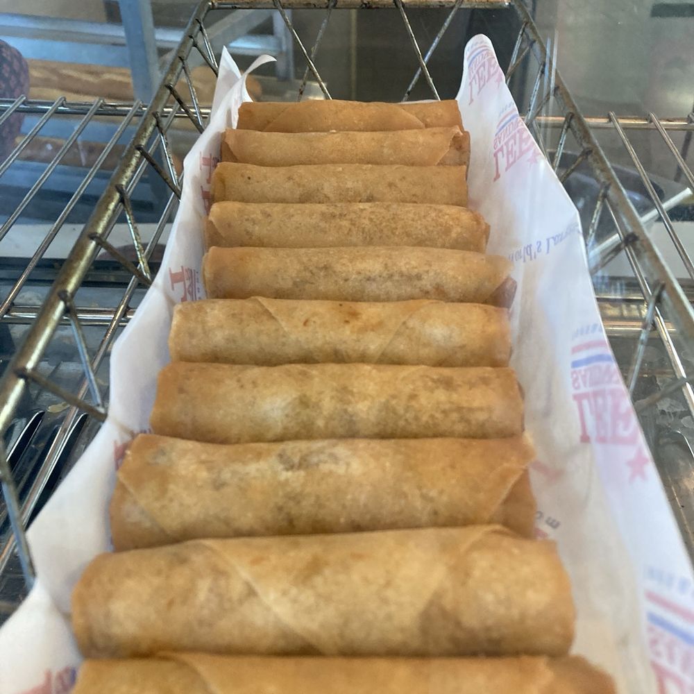 Lee's Sandwiches - Egg rolls - Vietnamese Near Me - Riverside, California Lee's Sandwiches - Egg rolls - Vietnamese Near Me - Riverside, California