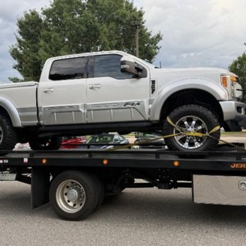 Houston We Have a Tow - From small cars to light trucks, we handle your tow with care and speed you can trust. - Towing Near Me Houston We Have a Tow - From small cars to light trucks, we handle your tow with care and speed you can trust. - Towing Near Me