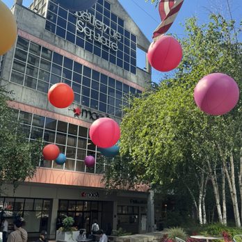 Bellevue Square - Shopping Centers Near Me - Bellevue, Washington