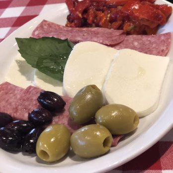Grimaldi's Pizzeria - Overpriced antipasto - Pizza Near Me - Gilbert, Arizona