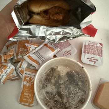 Chick-fil-A - Spicy Chicken Sandwich - Fast Food Near Me - Las Vegas, Nevada Chick-fil-A - Spicy Chicken Sandwich - Fast Food Near Me - Las Vegas, Nevada