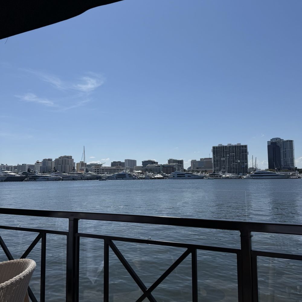 Tutto Mare - Mediterranean Near Me - Palm Beach, Florida