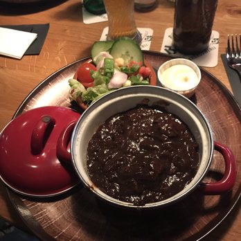 De Zwaan - Maastricht Stew - Gastropubs Near Me - Maastricht, LI