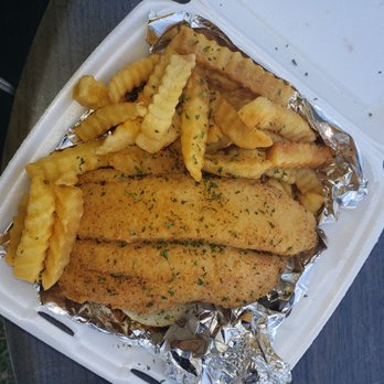 Smackin' Good Wings - I love the fish it was cooked perfectly got to experience this dish last week! - Food Trucks Near Me Smackin' Good Wings - I love the fish it was cooked perfectly got to experience this dish last week! - Food Trucks Near Me