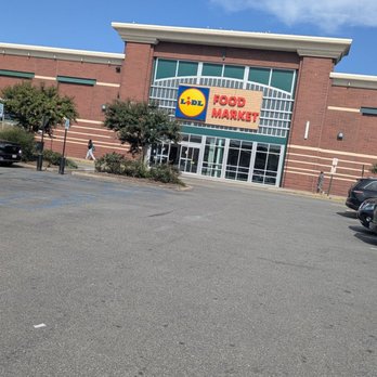 Lidl - Entrance - Grocery Near Me - Brooklyn, New York Lidl - Entrance - Grocery Near Me - Brooklyn, New York